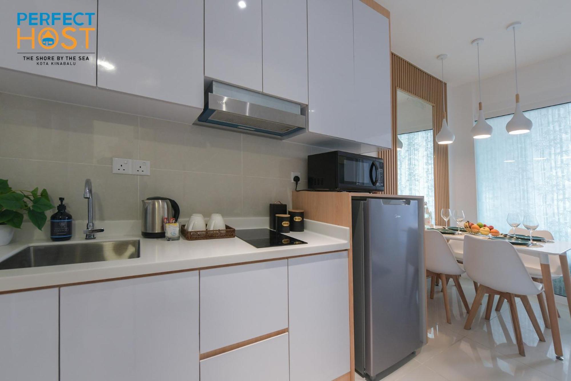 The Shore Kota Kinabalu By Perfect Host Borneo Exterior photo